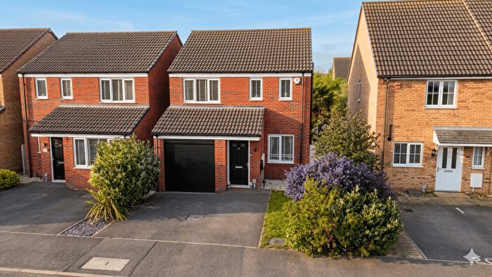 3 Bedroom Detached House For Sale In Jubilee Drive, Market Deeping, Peterborough, PE6