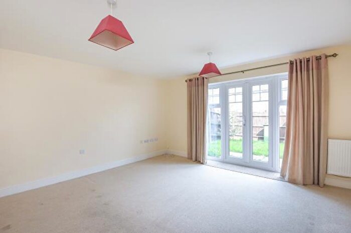 3 Bedroom End Of Terrace House To Rent In Abingdon, Oxfordshire, OX14
