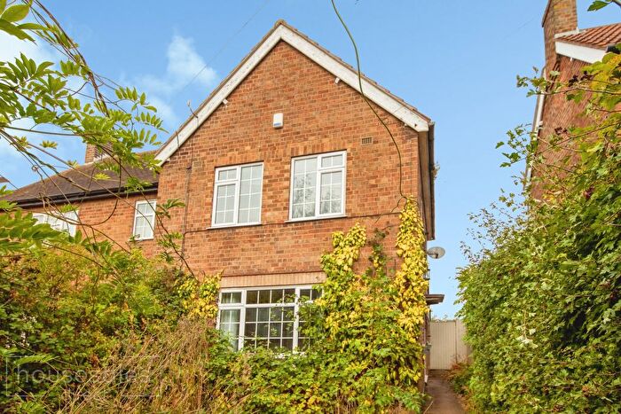 3 Bedroom Semi-Detached House For Sale In School Hill Sproxton, Melton Mowbray, LE14
