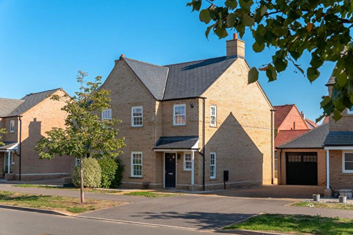 3 Bedroom Semi-Detached House For Sale In Carnaile Road, Alconbury Weald, Huntingdon, Cambridgeshire, PE28