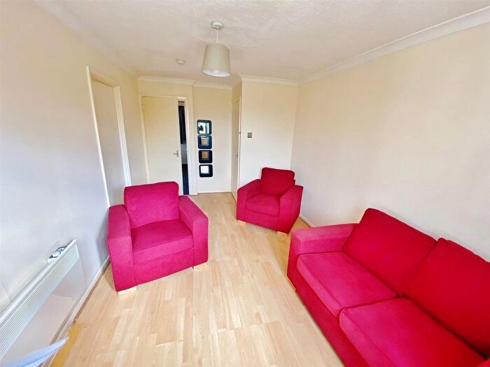 1 Bedroom Maisonette To Rent In Brunel Close, Coventry, CV2
