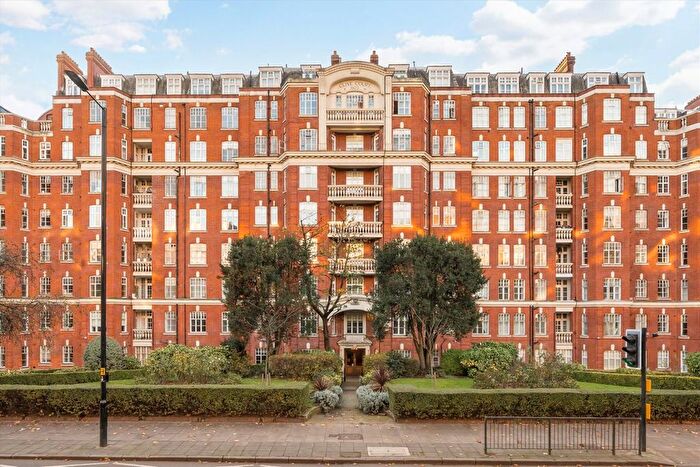 3 Bedroom Flat To Rent In Maida Vale, Little Venice, W9