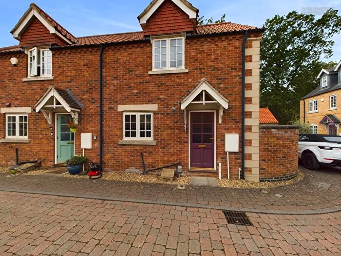 2 Bedroom End Of Terrace House For Sale In Muntjac Close, Bretton, Peterborough, PE3