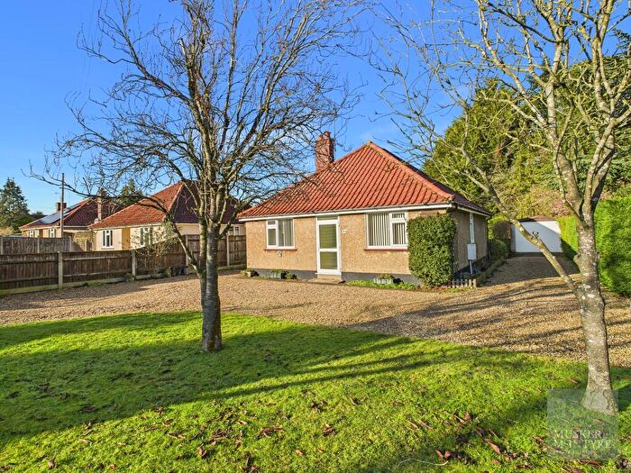 3 Bedroom Detached Bungalow For Sale In High Road, Needham, IP20