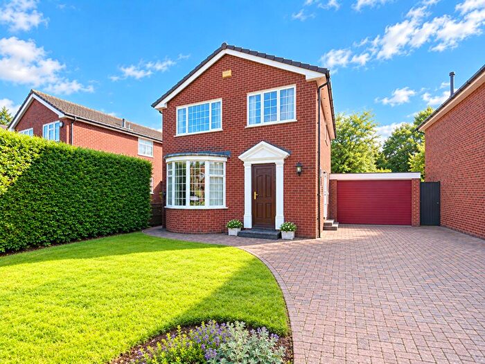 4 Bedroom Detached House For Sale In Richmond Close, Elworth, Sandbach, CW11