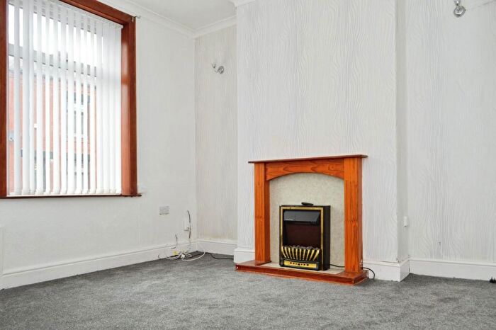2 Bedroom Terraced House To Rent In Bredbury Street, Chadderton, OL9