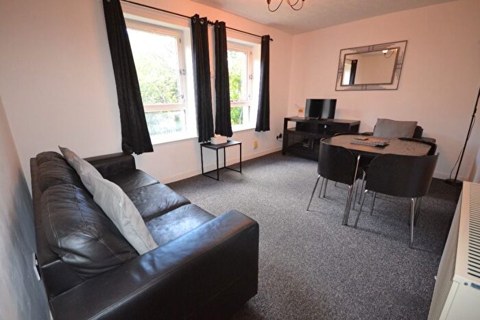 2 Bedroom Flat To Rent In St Katharine's Brae, Liberton Gardens, Liberton, Edinburgh, EH16