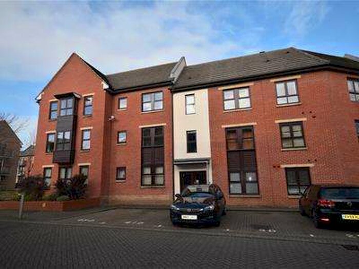 1 Bedroom Flat To Rent In Standside, St James, Northampton, NN5