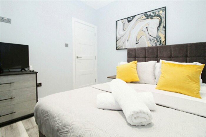 2 Bedroom Apartment To Rent In Neville Road, Croydon, CR0