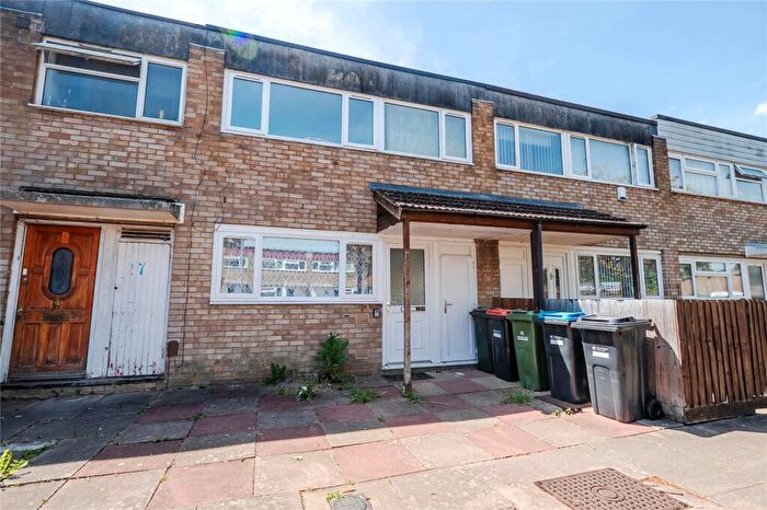 3 Bedroom Terraced House For Sale In Burnmoor Close, Bletchley, Milton Keynes, Bucks, MK2