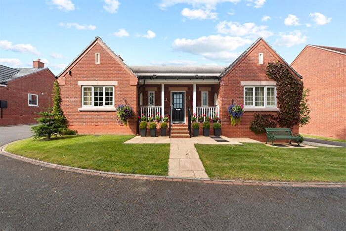 3 Bedroom Bungalow For Sale In Malvern Oaks Close, Cradley, Malvern, WR13