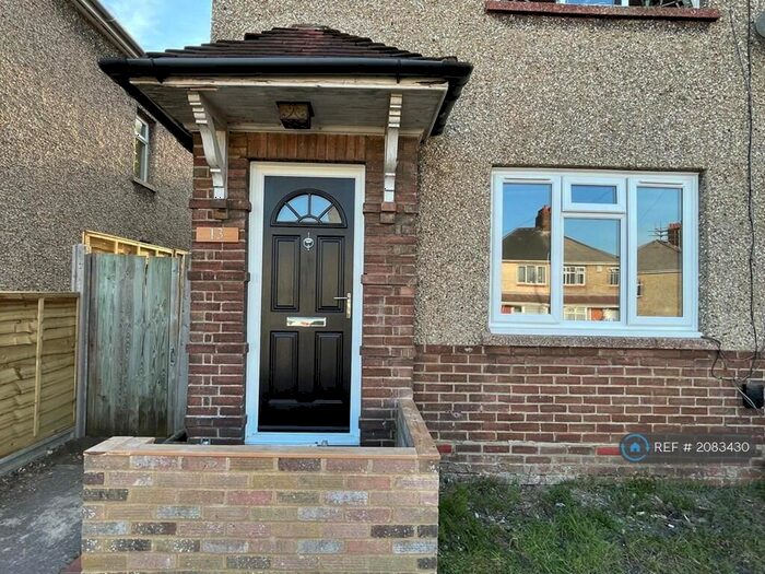 3 Bedroom Semi-Detached House To Rent In Aster Road, Southampton, SO16