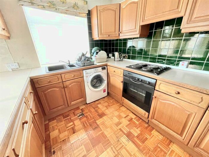 3 Bedroom Maisonette To Rent In Kellaway Avenue, Bishopston, Bristol, BS6