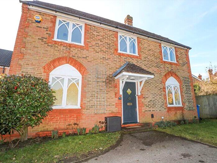 4 Bedroom Detached House To Rent In Saturn Croft, Winkfield Row, Bracknell, RG42