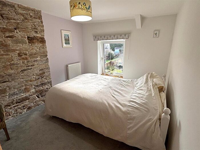 2 Bedroom Cottage For Sale In Calstock Road, Gunnislake, PL18