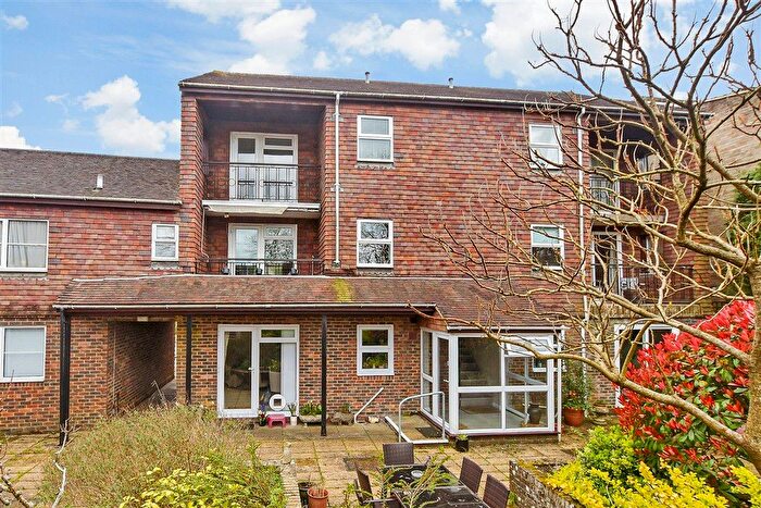4 Bedroom Flat For Sale In Semley Road, Hassocks, West Sussex, BN6