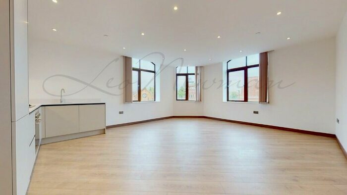 2 Bedroom Flat To Rent In Widmore Road, Bromley, London, BR1