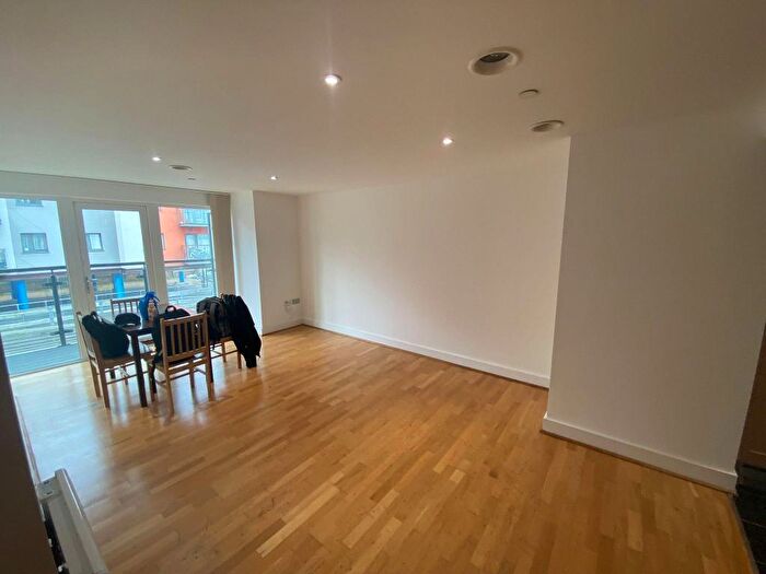 2 Bedroom Flat To Rent In Mast Quay, London, SE18
