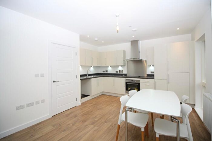 2 Bedroom Flat To Rent In Magellan Boulevard, Royal Dockside, Royal Docks, London, E16