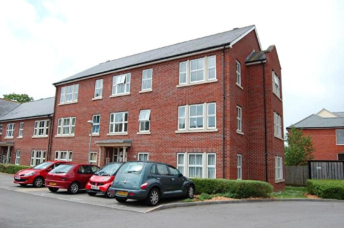 2 Bedroom Flat For Sale In The Courtyard, London Road, Gloucester, GL1