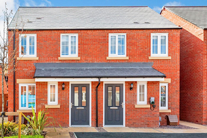 2 Bedroom House To Rent In Sika Avenue, Rothwell, Kettering, NN14