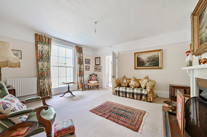 6 Bedroom Terraced House For Sale In Tidcombe Lane, Tiverton, Devon, EX16