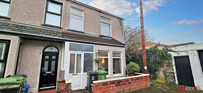 3 Bedroom End Of Terrace House To Rent In Regina Terrace, Canton, Cardiff, CF5
