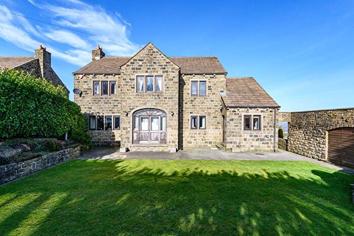 5 Bedroom Detached House For Sale In Brighouse & Denholme Road, Bradford, West Yorkshire, BD13