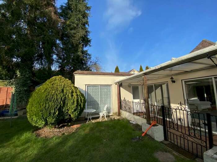 1 Bedroom Apartment To Rent In Banbury Road, Oxford, Oxfordshire, OX2