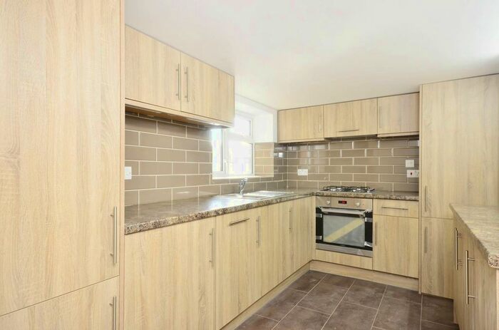 1 Bedroom Flat To Rent In Putney High Street, Putney, London, SW15