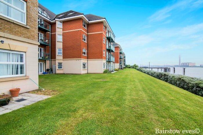 2 Bedroom Flat To Rent In Harrisons Wharf, Purfleet, RM19