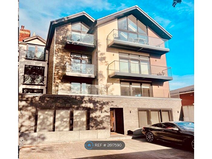 2 Bedroom Flat To Rent In Pavilion View, Lytham St Anne's, FY8