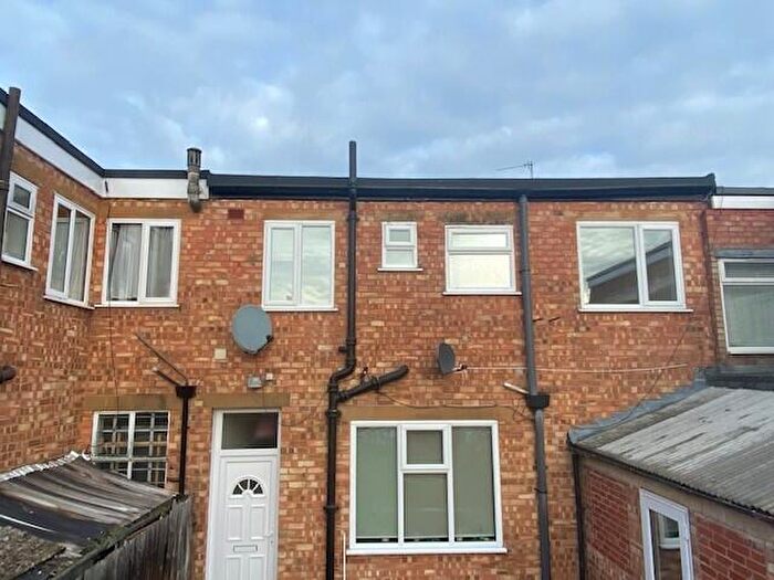 2 Bedroom Flat To Rent In Kingsway, Rokeby, Rugby, CV22