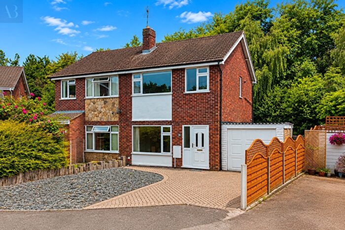 3 Bedroom Semi-Detached House For Sale In Meadow Close, Stoney Stanton, Leicester, Leicestershire, LE9