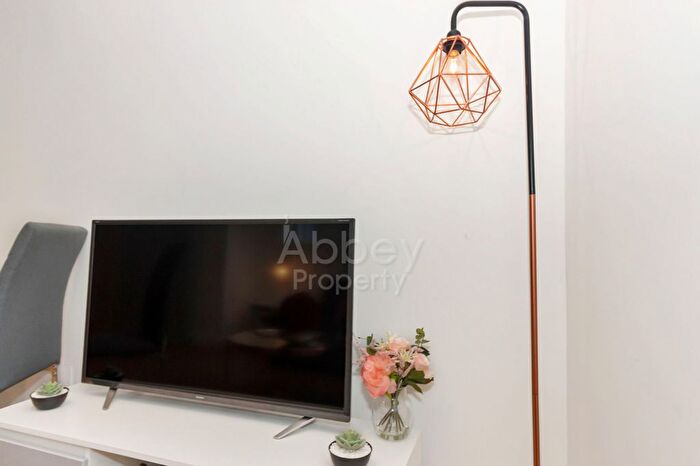 1 Bedroom Flat To Rent In Napier Road, Luton, LU1