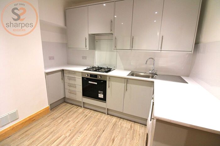 1 Bedroom Flat To Rent In Kingston Road, London, SW20