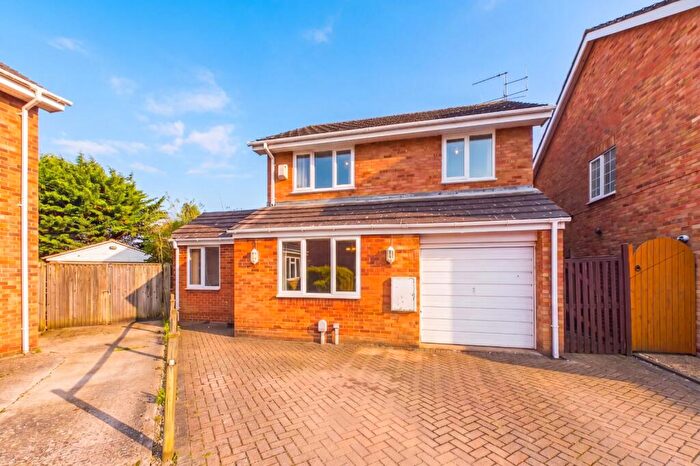 4 Bedroom Detached House For Sale In Bissley Drive, Maidenhead, Berkshire, SL6