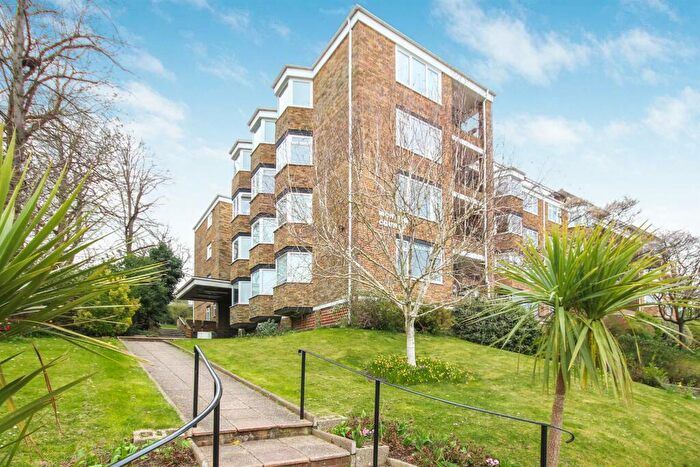 2 Bedroom Flat To Rent In Varndean Drive, Brighton, BN1