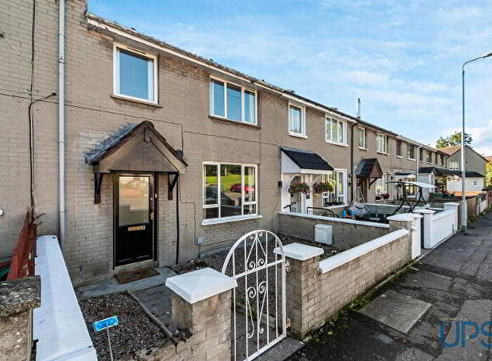 3 Bedroom Terrace House For Sale In Whin Park, Belfast, BT17
