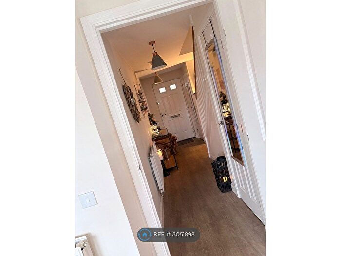 3 Bedroom Semi Detached House To Rent In Burnett Gardens, Aberdeen, AB15