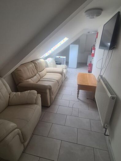 4 Bedroom Flat To Rent In Ilkeston Road, Nottingham, NG7