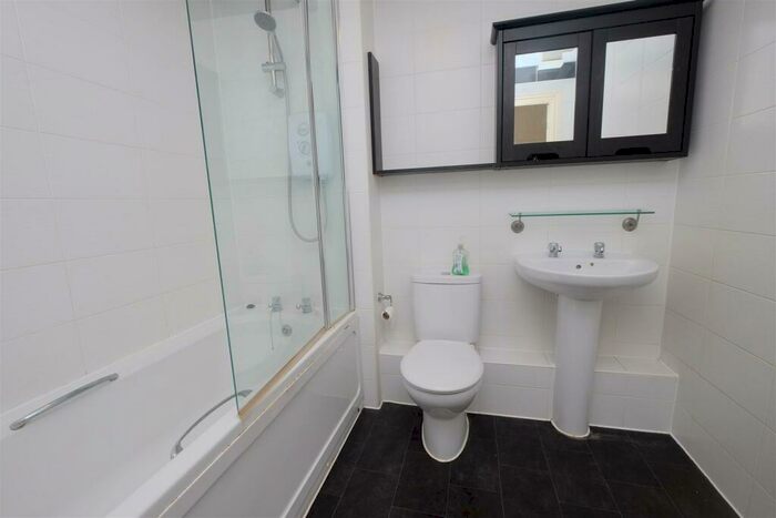 2 Bedroom Flat For Sale In Vacant Flat |, BS3