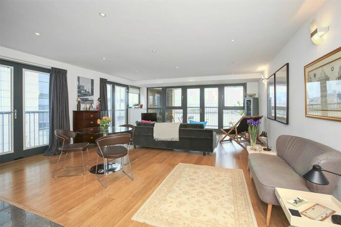 2 Bedroom Flat To Rent In Horseferry Place, London, SE10