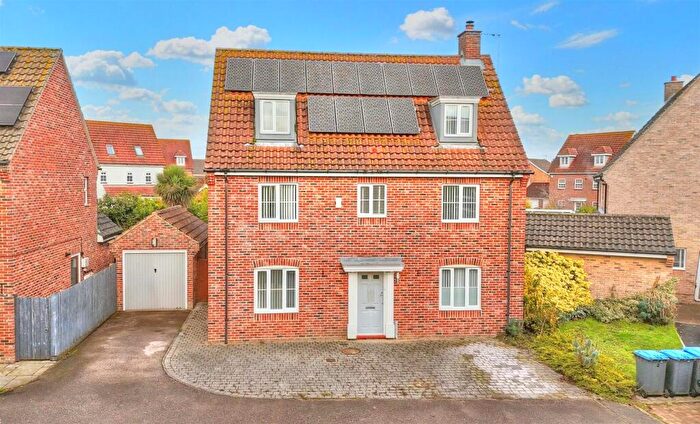 5 Bedroom Detached House For Sale In Evans Drift, Kesgrave, Ipswich, IP5