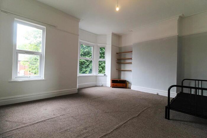 1 Bedroom Flat To Rent In Cresswell Grove, West Didsbury, M20