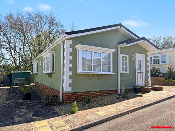 2 Bedroom Detached Bungalow For Sale In Oak Tree Lane, Eastbourne, BN23