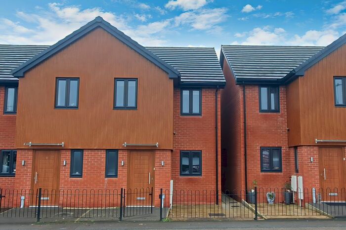 3 Bedroom End Of Terrace House To Rent In Towers Lawn Court, Market Drayton, TF9