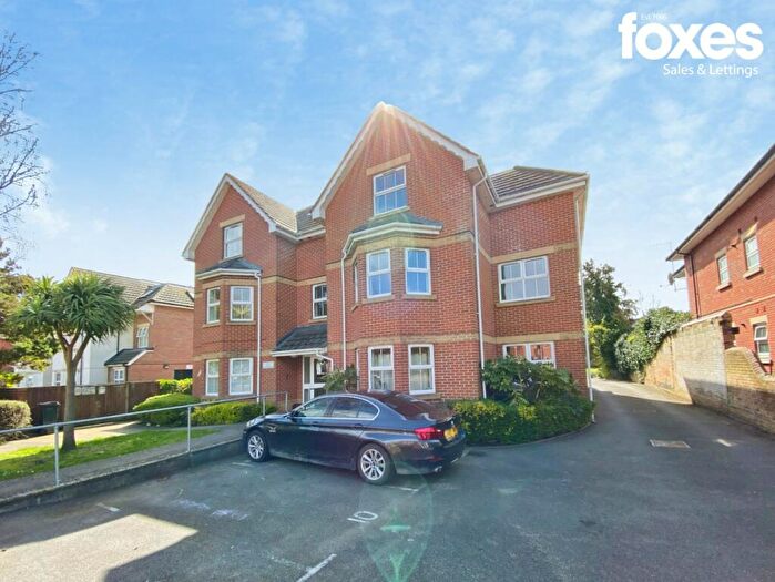 2 Bedroom Flat For Sale In Victory Court, Lowther Road, Bournemouth, Dorset, BH8