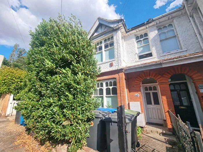 3 Bedroom Flat For Sale In Broom Hill Road, Ipswich, IP1