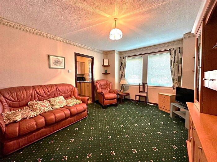 1 Bedroom Flat For Sale In Dumbarton Road, Old Kilpatrick, G60